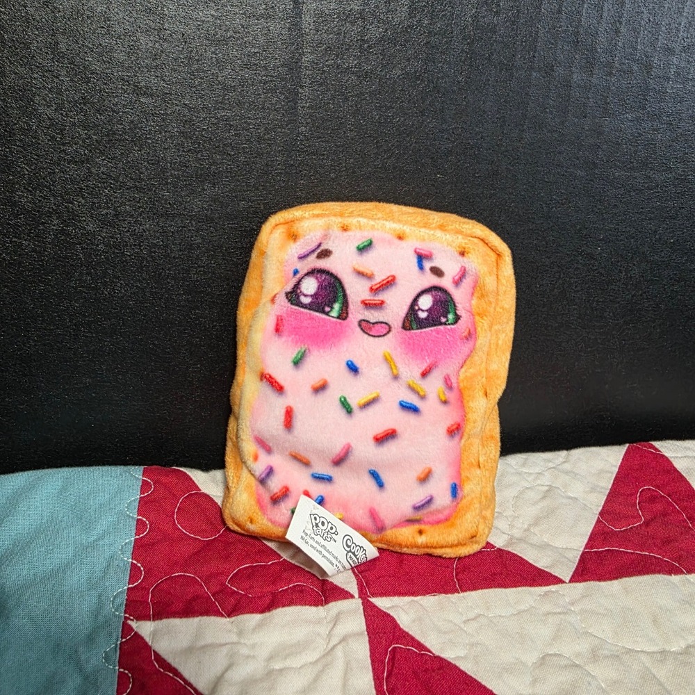 Pop-Tarts Cookeez Makery Plush Strawberry Frosted Scented Moose Toys 5.5 Inch